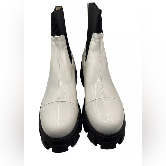 CIRCUS BY SAM EDELMAN- Davina Cap Toe Bootie-Women's Size:11- Color: White-NEW!! - Picture 2 of 12